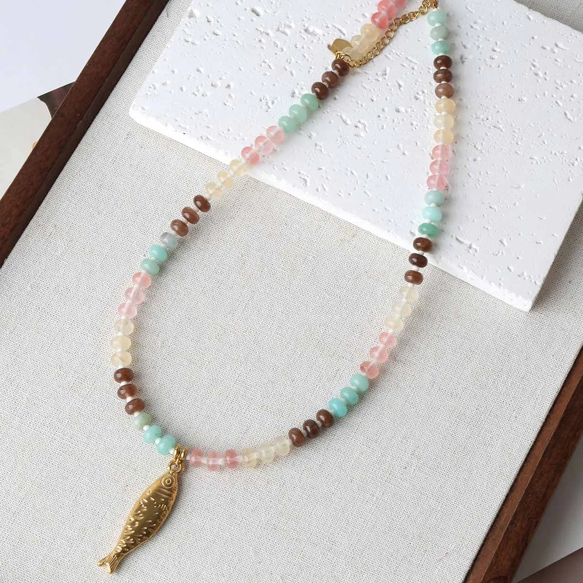 Fashion Retro Fish Necklace Titanium Steel Koi Fish Pendant Necklaces for Women Exquisite Beach Party Jewelry Accessories